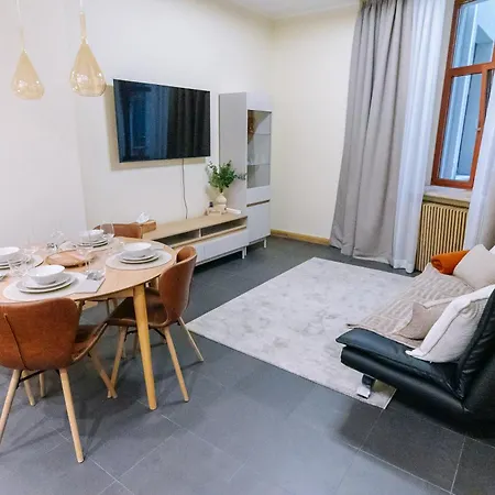 Appartement In Historic Old